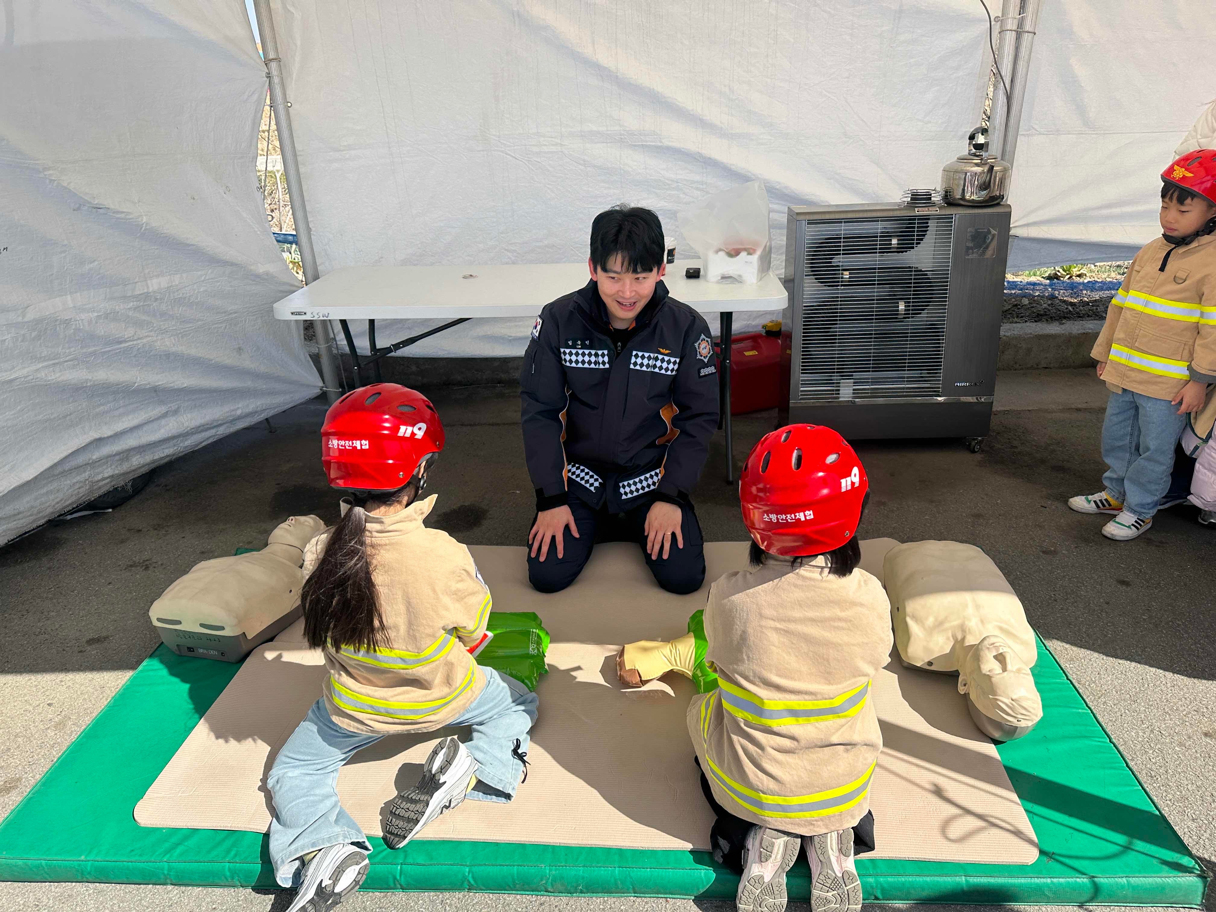 2026-3-6 완주삼례딸기대축제 소방안전체험 부스2